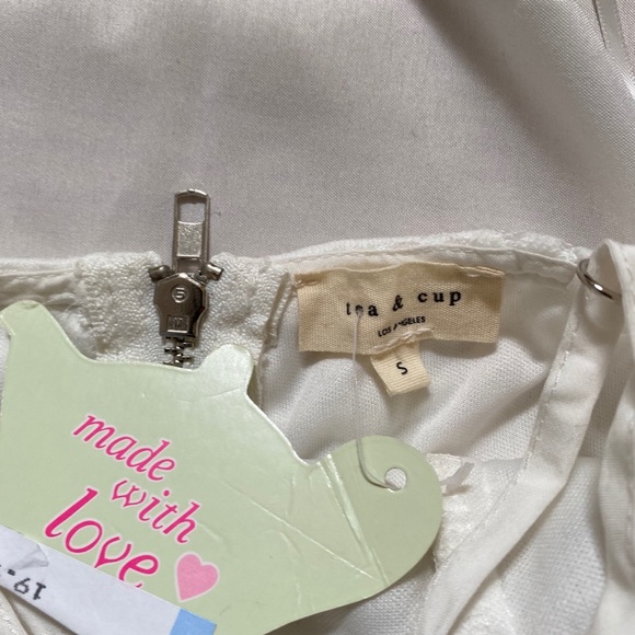 Lace crop top - Picture 3 of 3